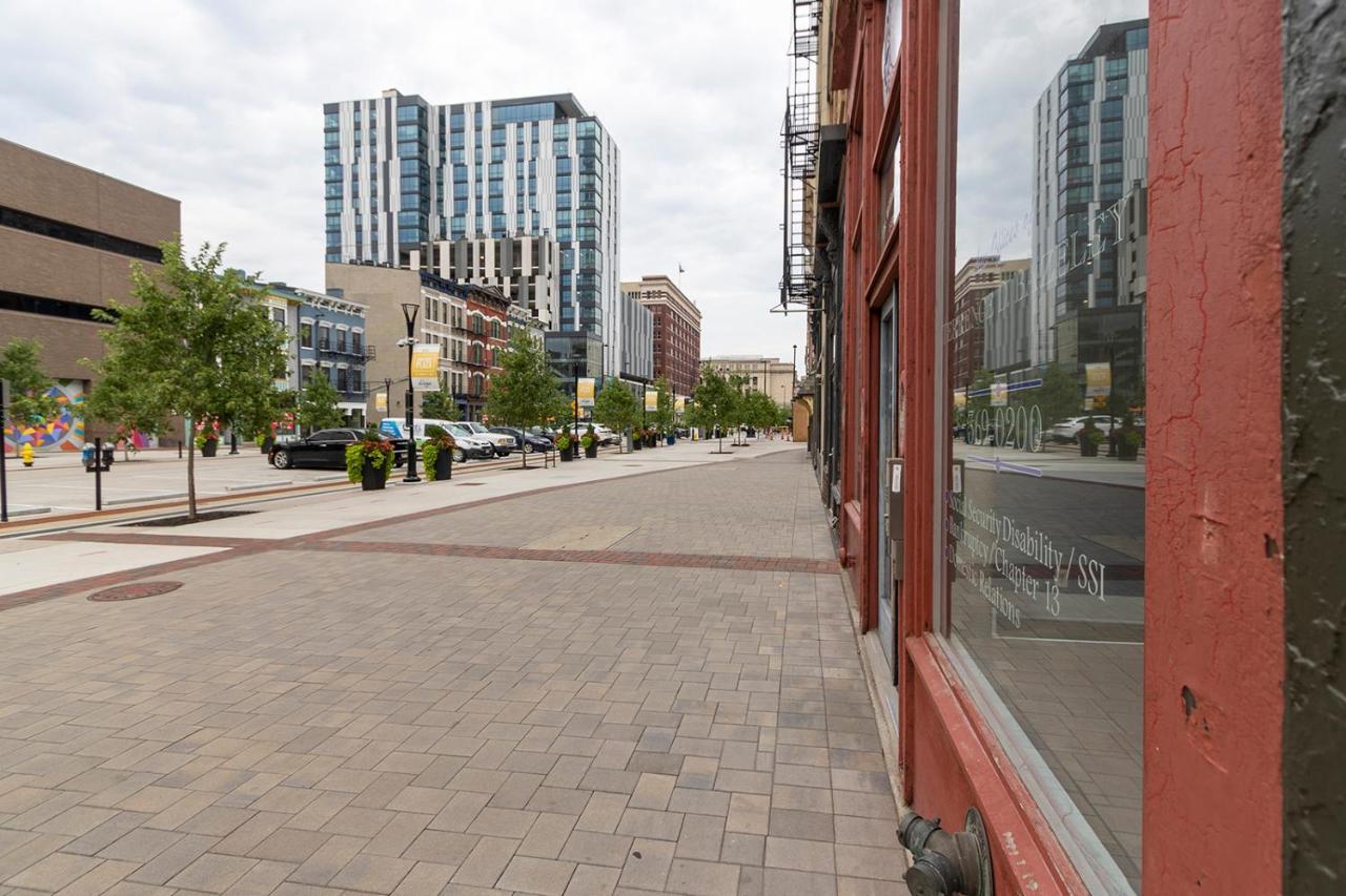 Spacious 2 Bed 2 Bath Downtown Otr Condo Minutes Walk To The Reds Bengals Stadium & More! Cincinnati Buitenkant foto